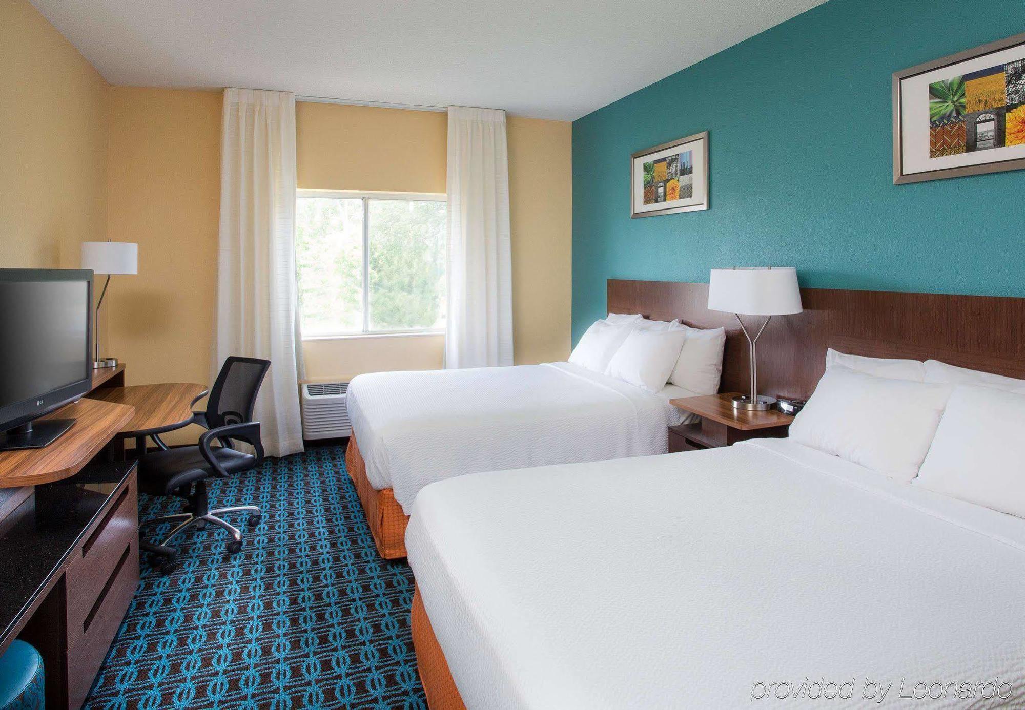 Fairfield Inn & Suites By Marriott Куинси Экстерьер фото