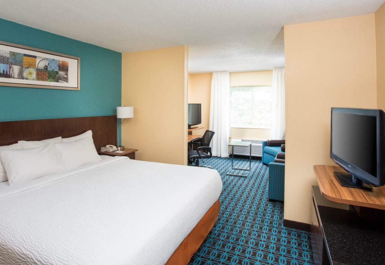 Fairfield Inn & Suites By Marriott Куинси Экстерьер фото